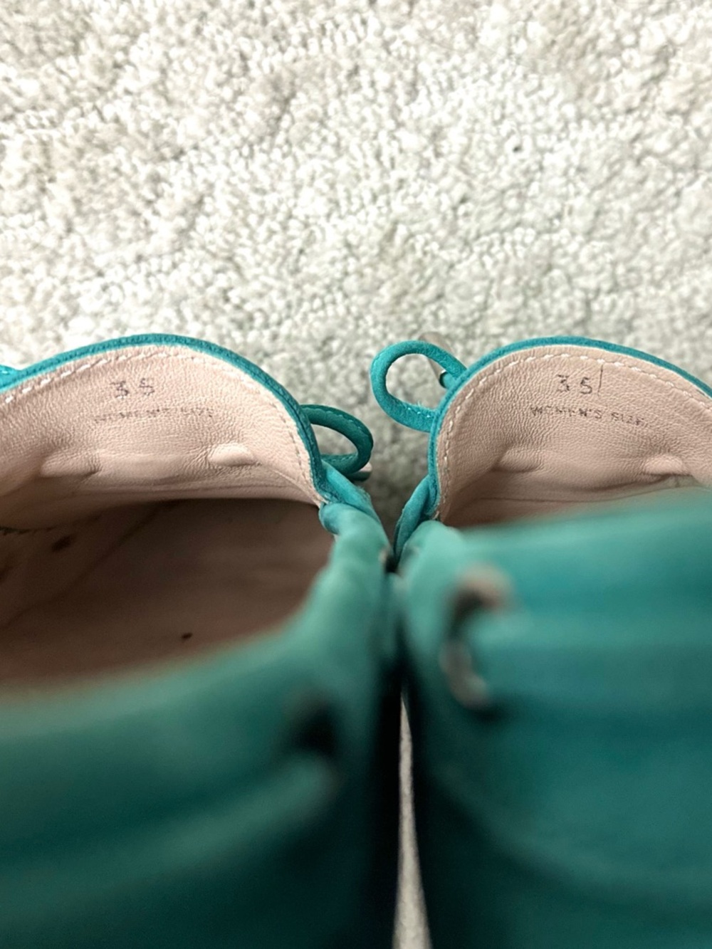 Tod's Suede driving Moccasins - Picture 7 of 8